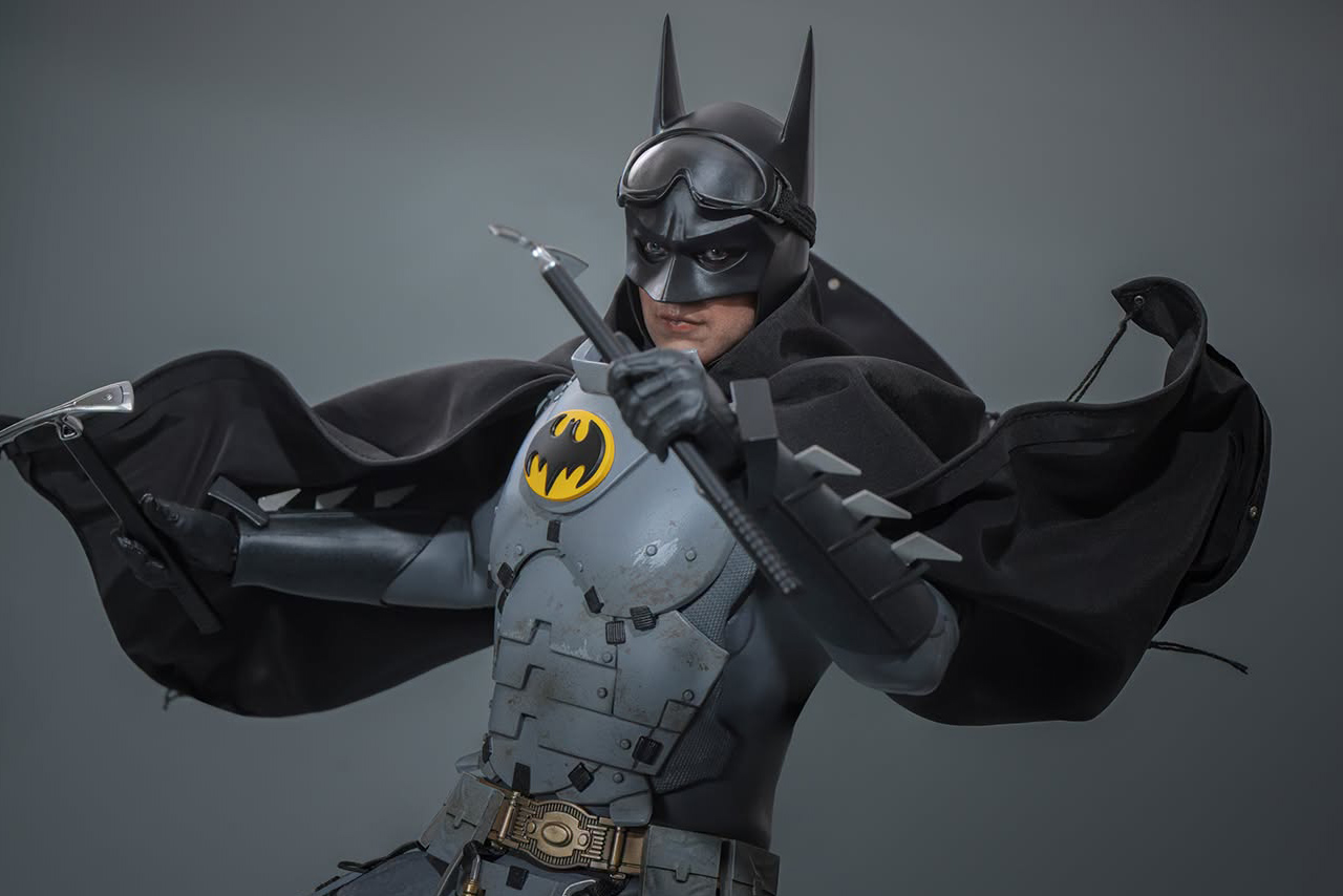 Hot Toys Reveals Limited Arctic Suit Batman Figure