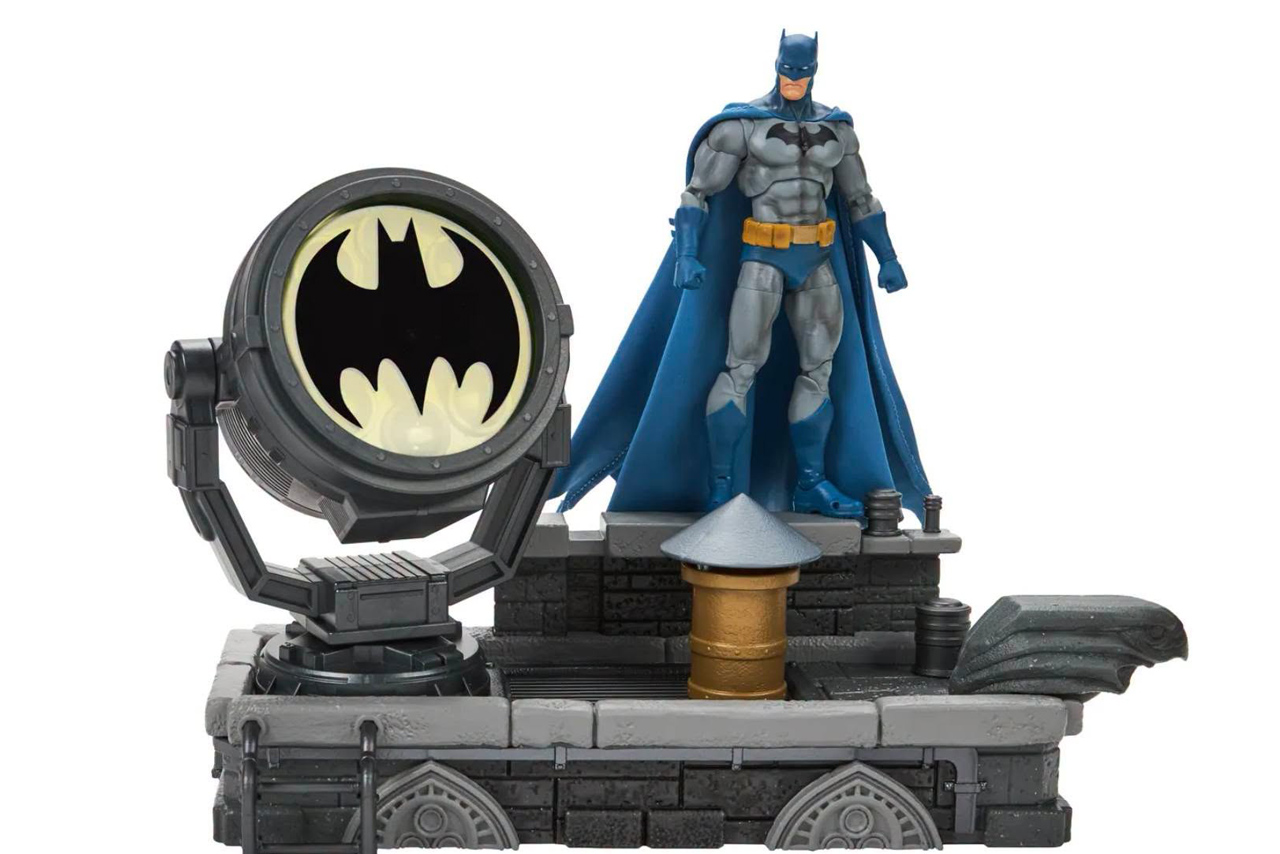 Mattel Reveals an Epic DC Premium Batman Figure from Batman: Hush